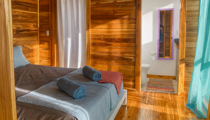 1F60EACB-B280-4C3D-8A53-E390445629DD